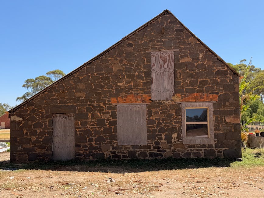 Adelaide heritage home with terracotta tile roof in council overlay area